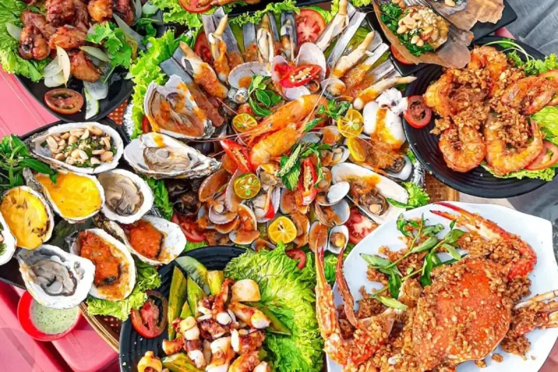 Fresh seafood dining at Mui Ne restaurants