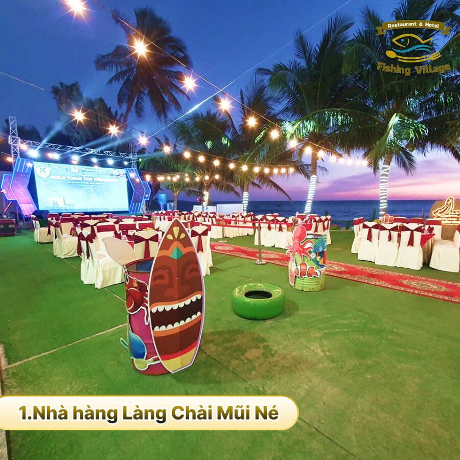 Thưởng thức hải sản tươi sống tại khu VIP Làng Chài Mũi Né sát biển riêng tư